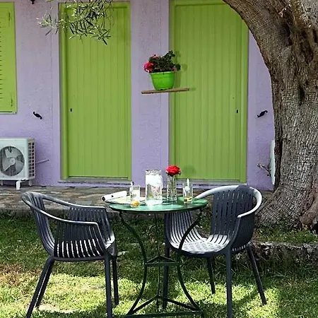 Summer House Louisa *