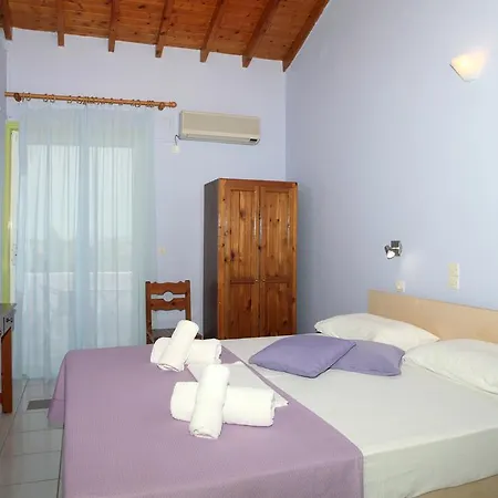 Summer House Louisa Апартаменты